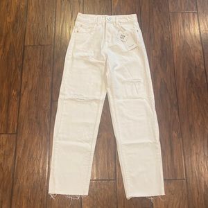 NWT bershka white straight cropped distressed denim jeans